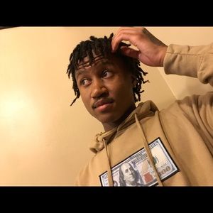 Meet your Posher, Reese